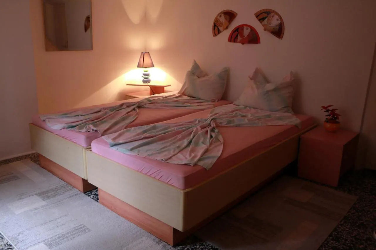 Apartments With Wifi Pula - 12944